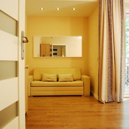 Bed & Breakfast Sielce Warszawa エクステリア 写真